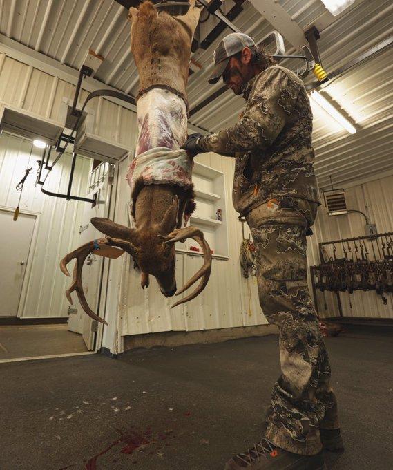 After party 🦌🇺🇸 #deer #hunting #bowhunting  