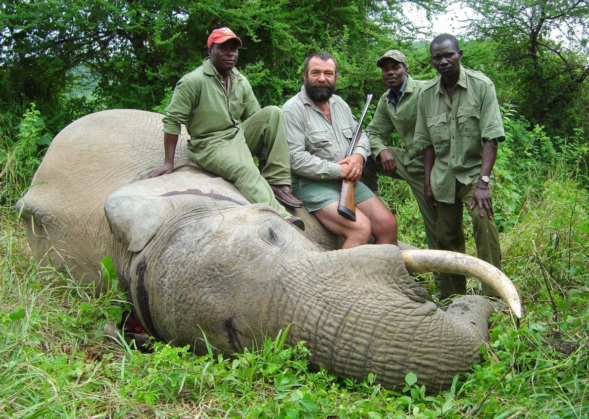 Hunting in Lindi Region, Tanzania: Laws and Legislation, Demographics and Geography, Hunting Seasons in Tanzania