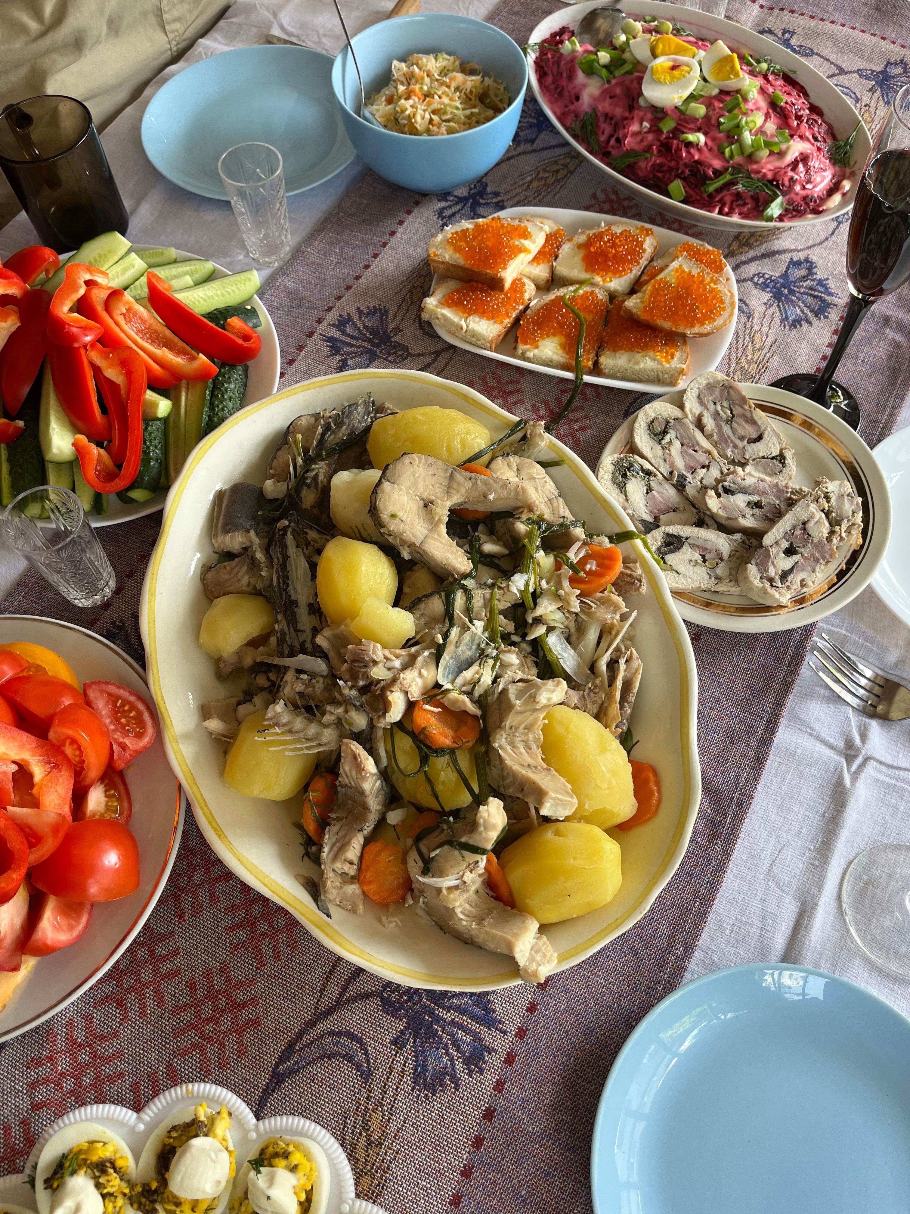 Narochansky Eel and the Art of Ukha: A Taste of Belarusian Tradition  