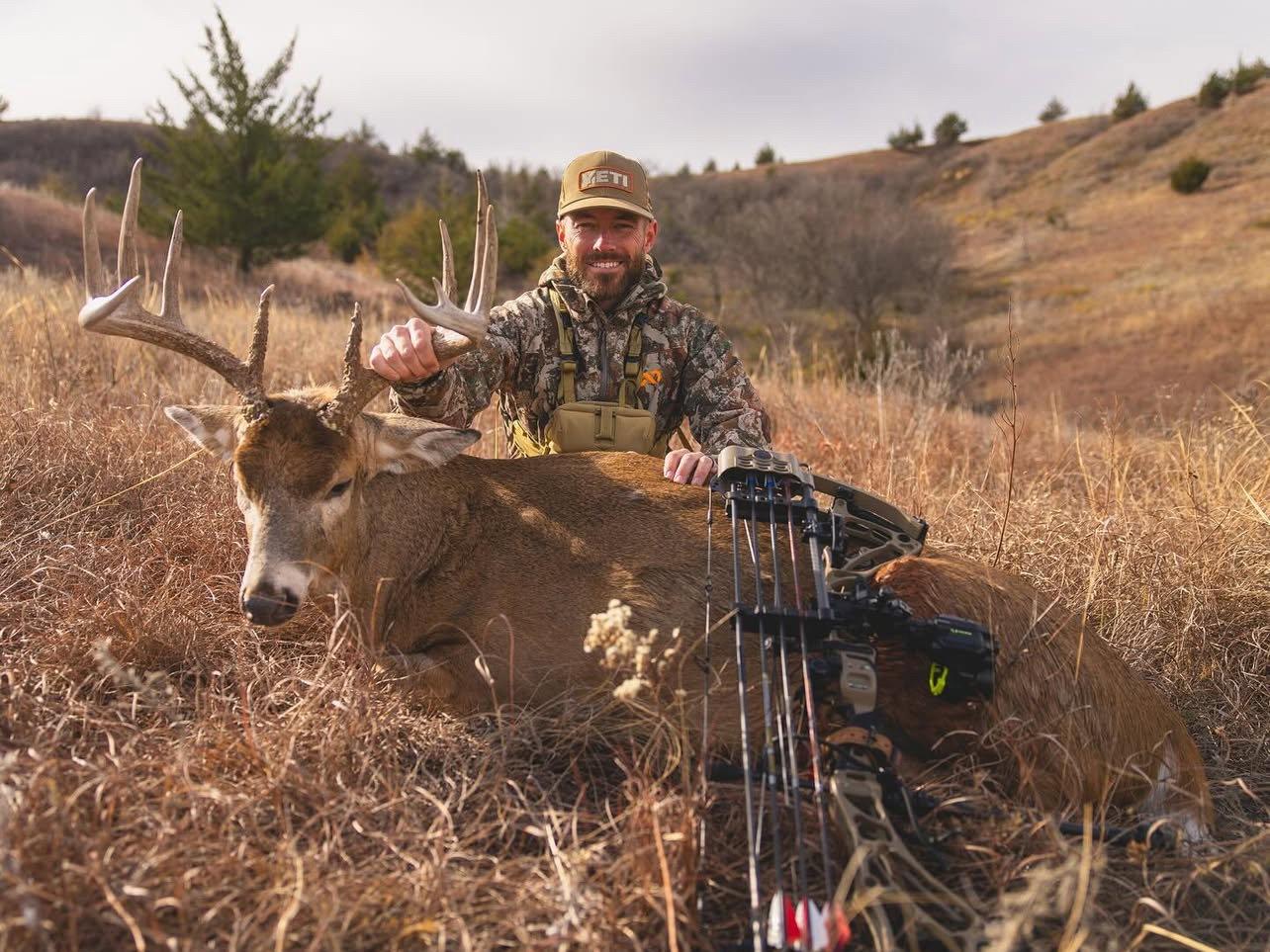 Shawn Luchtel — Whitetail Hunting Influencer & Blogger | Heartland Bowhunter Cinematographer