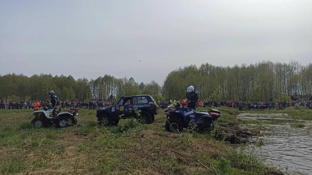 Сегодня джипперы со всей страны собрались в Ивацевичском районе на трофи-рейд «ДРЫГВА».