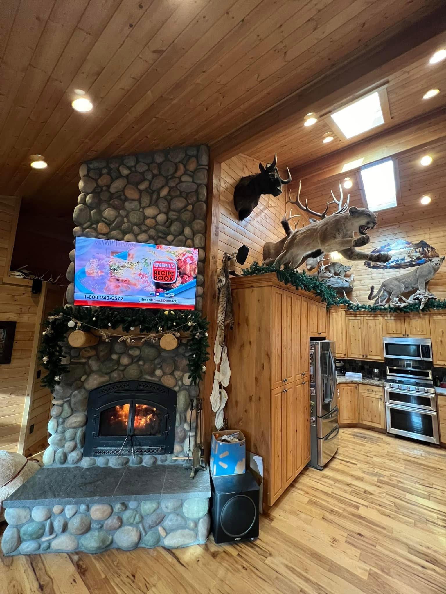 SPORTSMAN’S PARADISE!