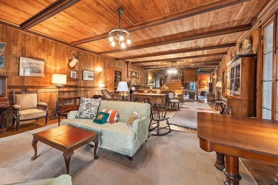 41 Airport Rd, Keene Valley, NY 12943