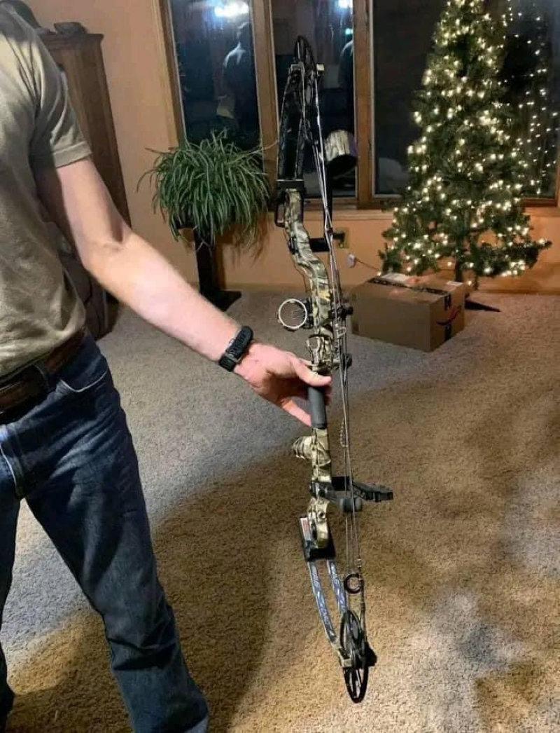 Matthews Monster Chill X Right Hand W/ Plano Case 30.5”