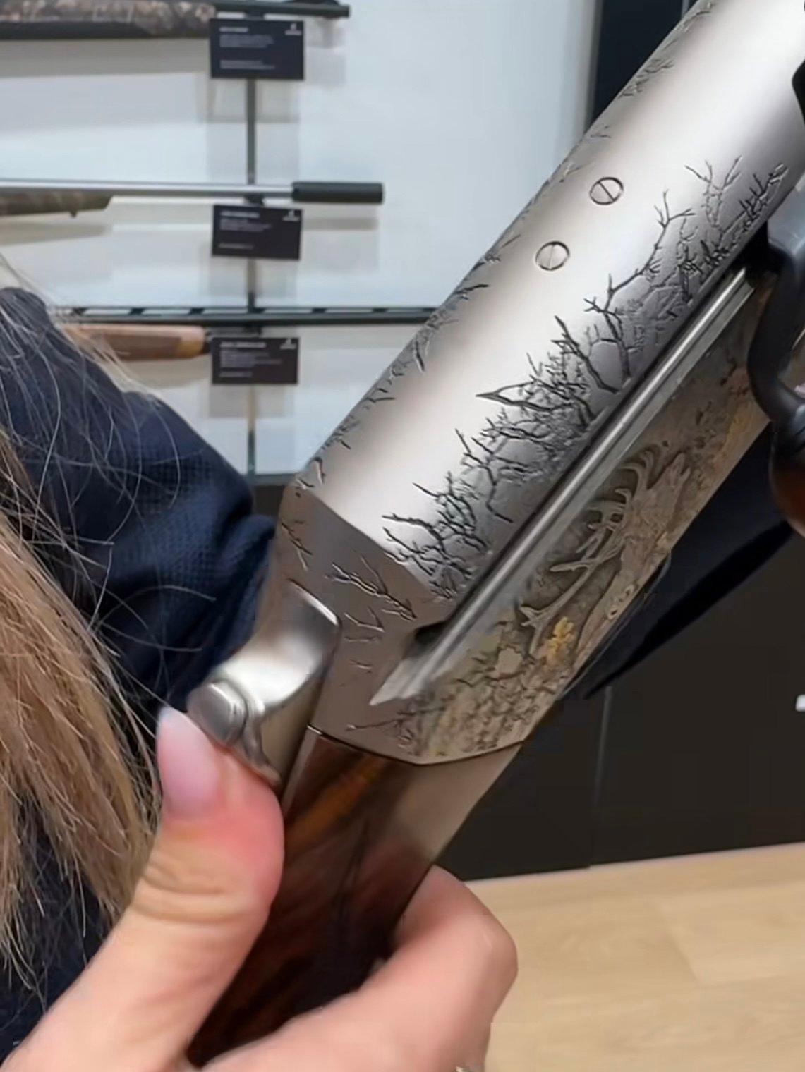 Browning Maral 4X Limited Edition “Autumn”: A Premium Straight-Pull Rifle for Discerning Hunters