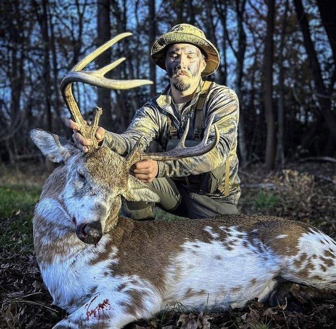 Congratulations to Mitchel, this truly beautiful once in a lifetime piebald buck!!!