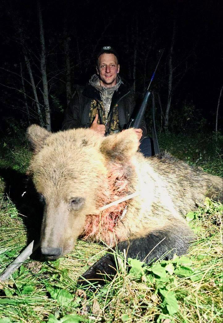 Bear Hunting in Belarus 2025: Legalization, Permits, Auctions, and Trophy Opportunities