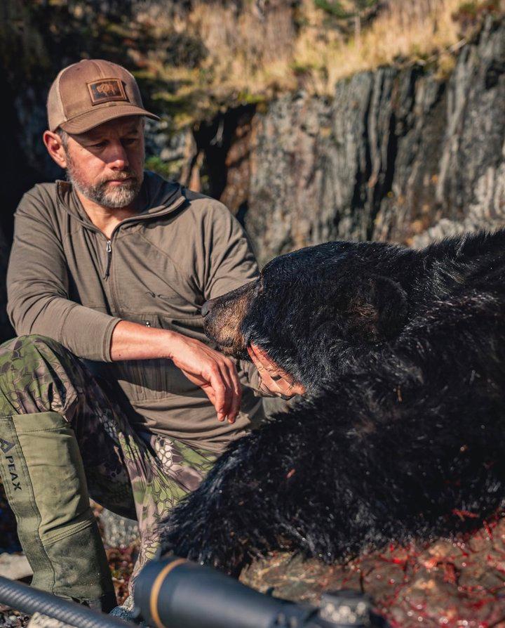 Adam Weatherby — Hunting Influencer & Blogger | Weatherby CEO and Third-Generation Firearms Steward

Adam Weatherby — President & CEO of Weatherby Inc., third-generation 