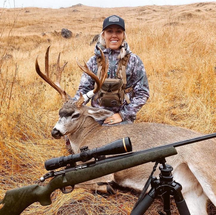 Sereena Thompson — Hunting Influencer & Blogger | Nature’s Paint, NRA & USA Archery Instructor