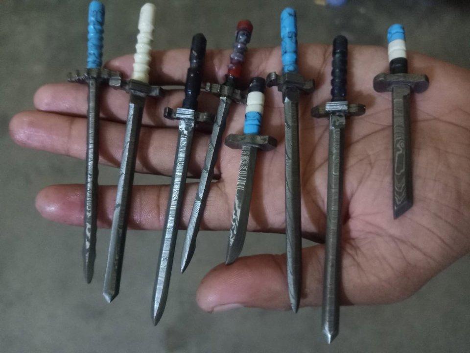 Mini knife