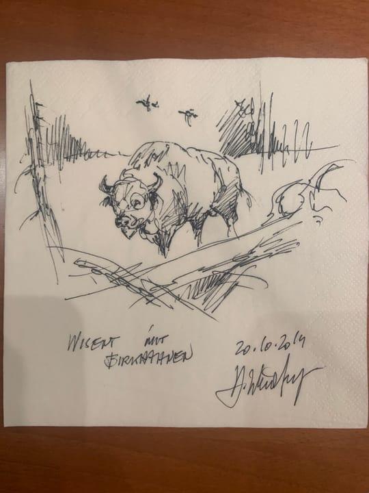 Сижу рисую)