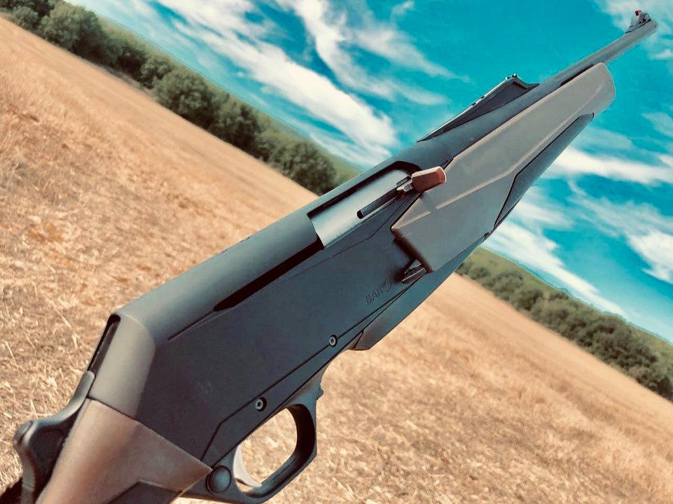 Browning BAR MK3 Composite Brown HC Review: Specs, Ballistics, Hunting Use & Real-World Performance
The Browning BAR MK3 Composite Brown HC is a premium semi-automatic h