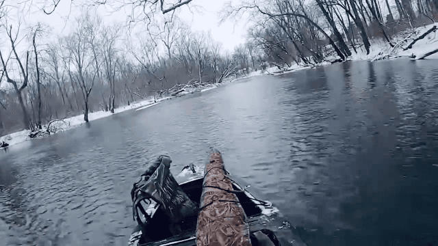 Canada goose hunting from kayak. GoPro video.
An interesting fact is that of all the subspecies of geese, the Canadian goose flies the worst. This is due to its large we