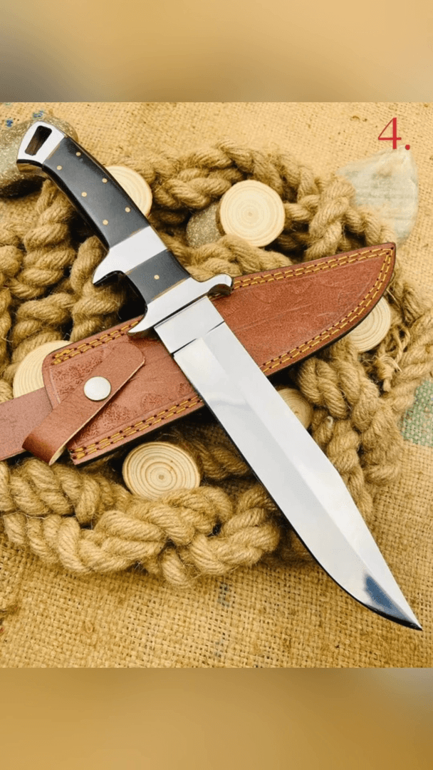 Knives Fit for a King: Royal-Grade Hunting Blades Knives Fit for a King: Royal-Grade Hunting Blades